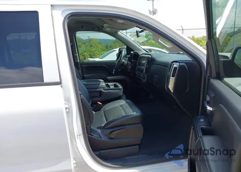 2018 Chevrolet Silverado 1500 1Lt z USA, uszkodzony, nr VIN 3GCUKREC5JG492427